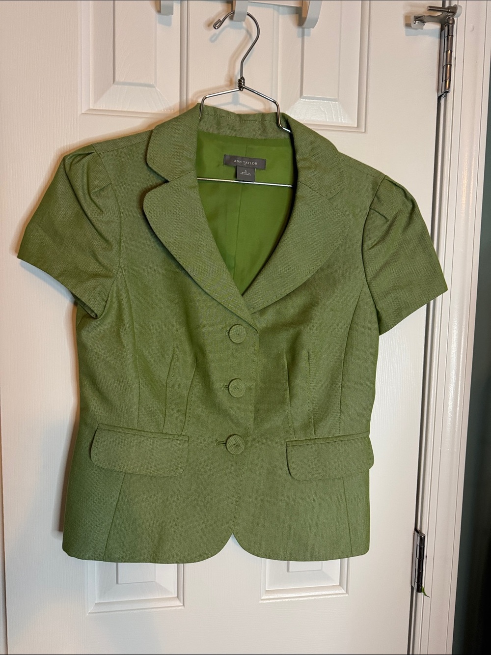 NEW Ann Taylor Olive Green Short-Sleeve Tailored Blazer